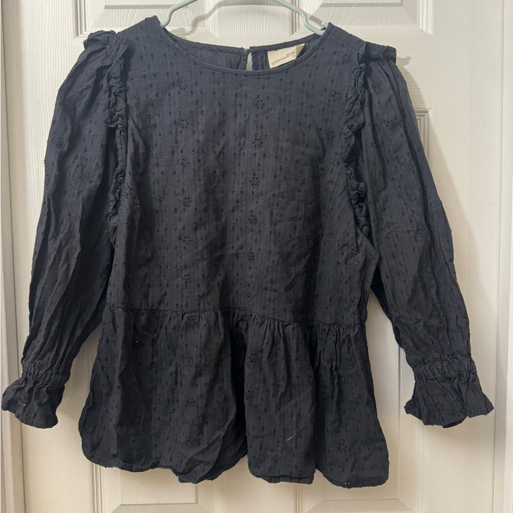 Black blouse UNIVERSAL THREAD